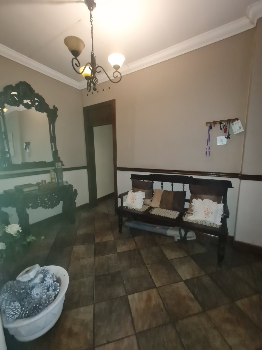 5 Bedroom Property for Sale in Sasolburg Free State